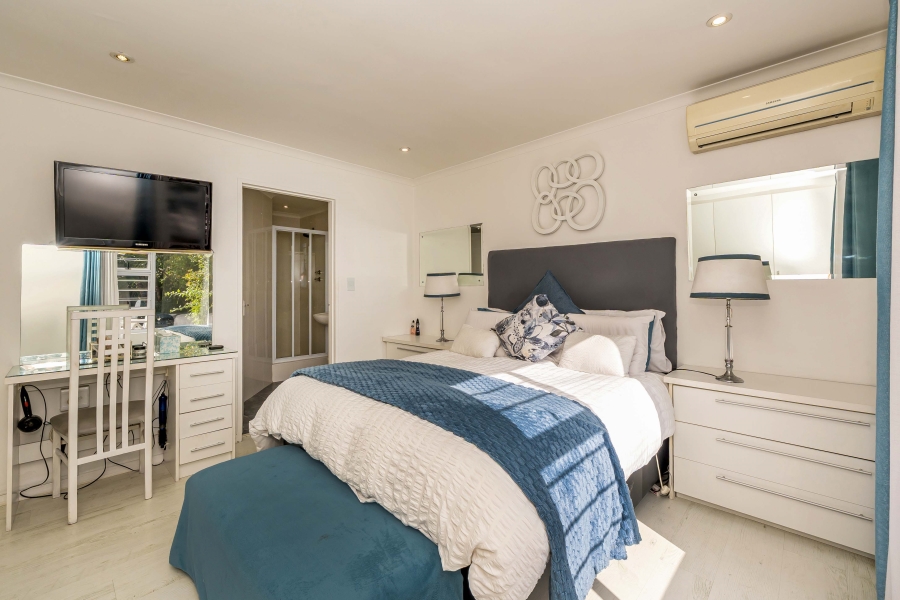3 Bedroom Property for Sale in Sunningdale Western Cape
